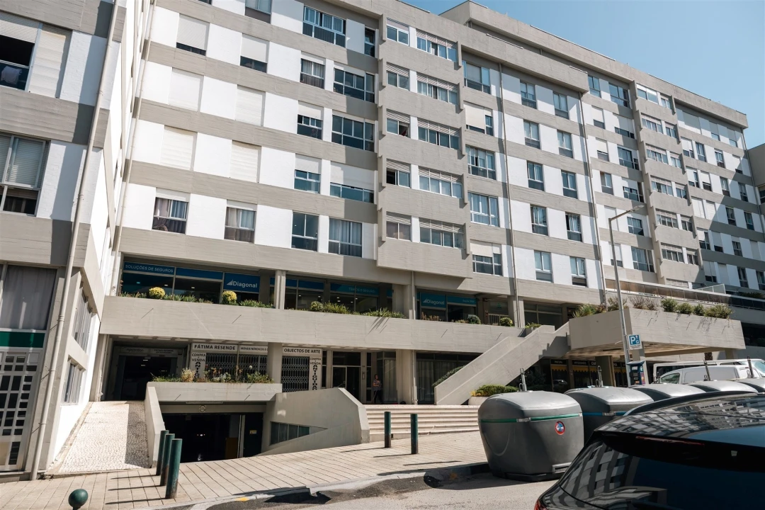 Apartamento T1 para Venda em Cedofeita, Santo Ildefonso, Sé, Miragaia, São Nicolau e Vitória Foto 1