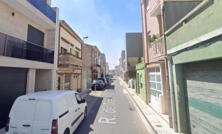 Loja para Arrendamento em Póvoa de Varzim, Beiriz e Argivai