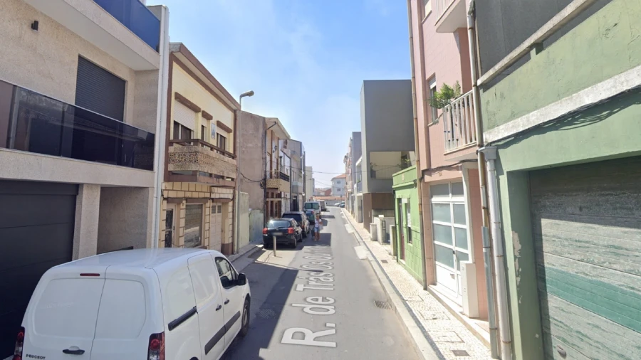 Loja para Arrendamento em Póvoa de Varzim, Beiriz e Argivai