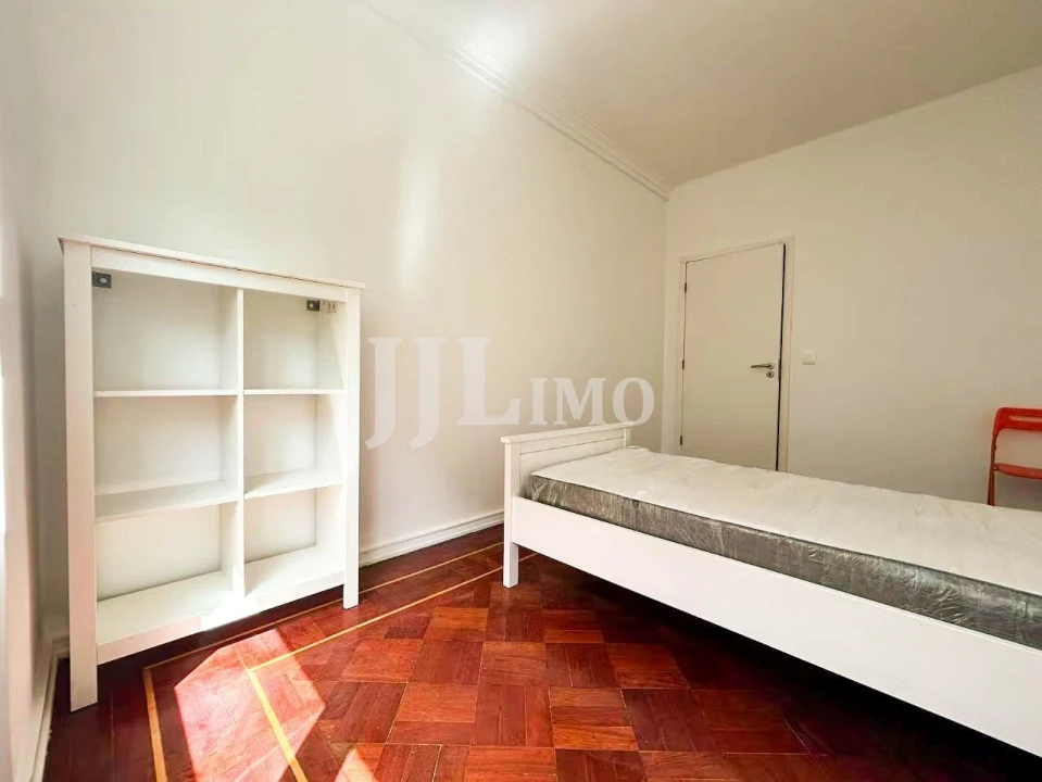 Quarto para Arrendamento em Avenidas Novas Foto 9