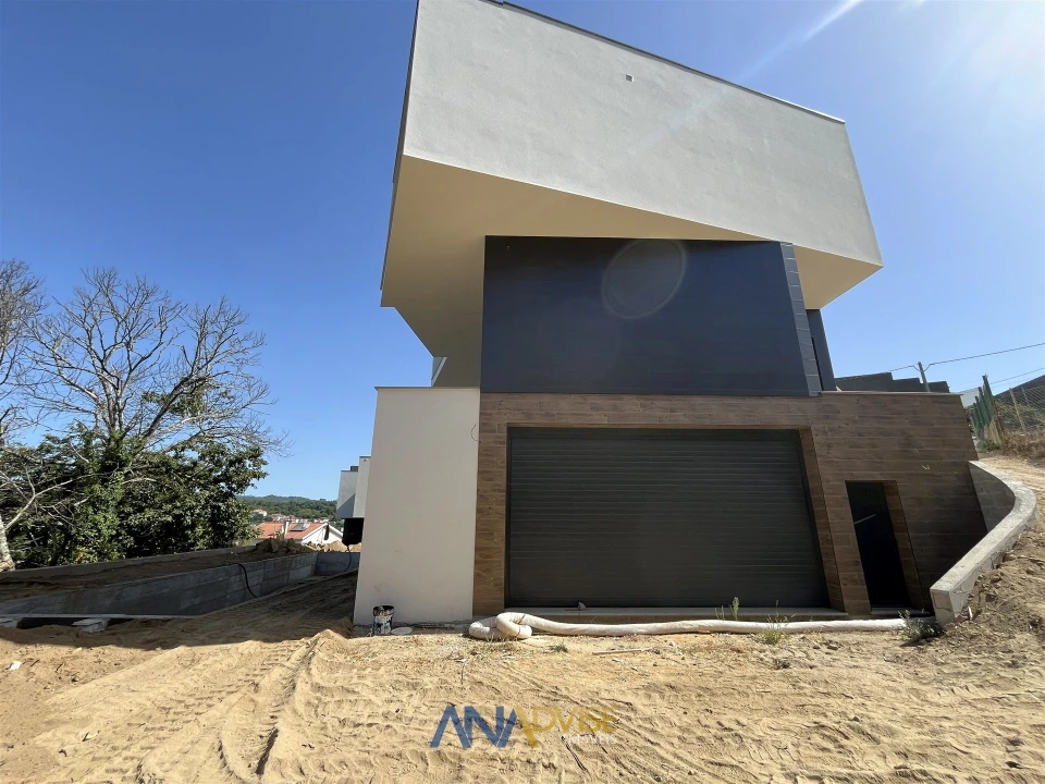 Moradia T4 para Venda em Repeses e São Salvador Foto 28