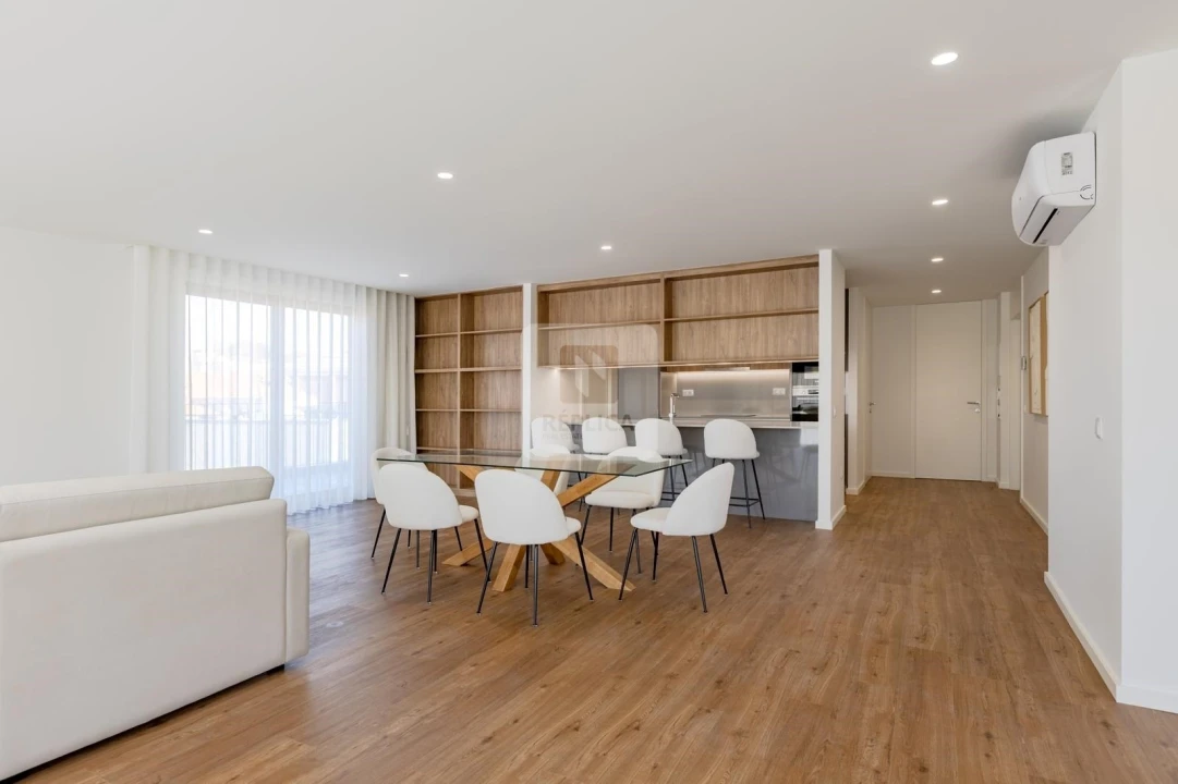 Apartamento T4 para Venda em Mafamude e Vilar do Paraíso Foto 15