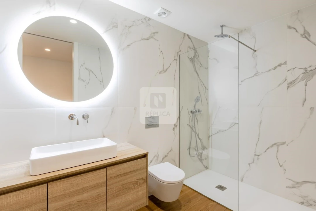 Apartamento T4 para Venda em Mafamude e Vilar do Paraíso Foto 35
