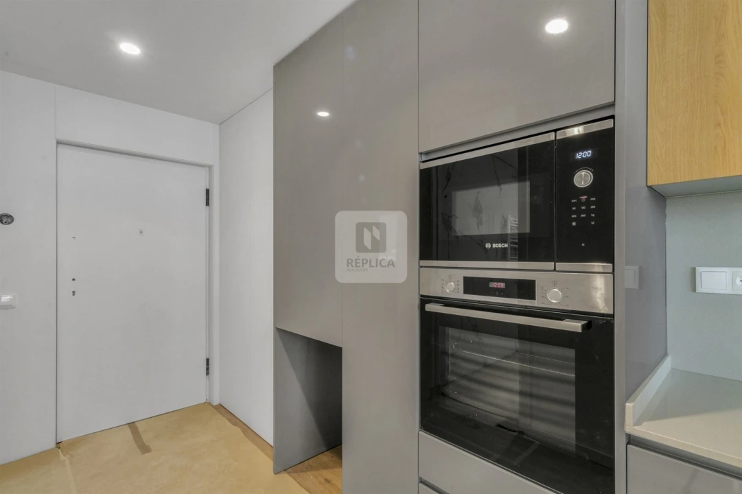 Apartamento T4 para Venda em Mafamude e Vilar do Paraíso Foto 31