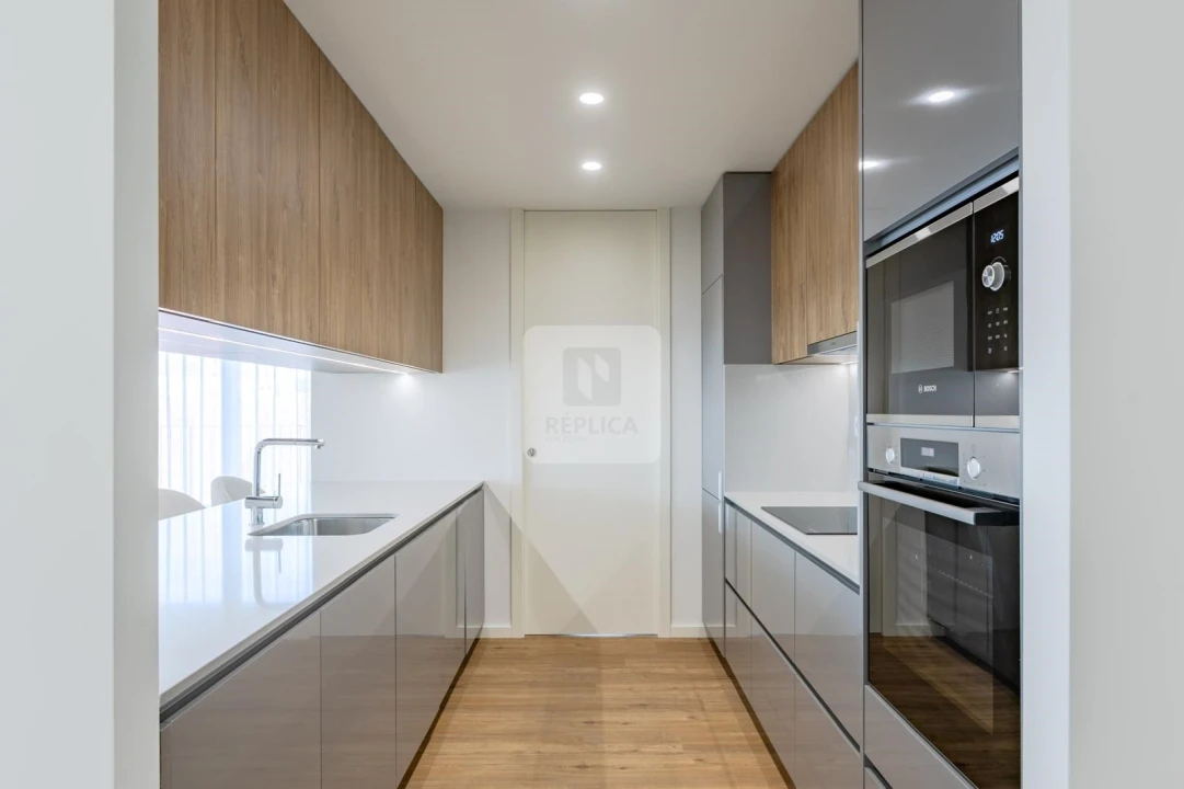 Apartamento T4 para Venda em Mafamude e Vilar do Paraíso Foto 42