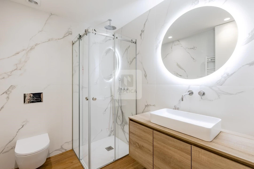 Apartamento T4 para Venda em Mafamude e Vilar do Paraíso Foto 34