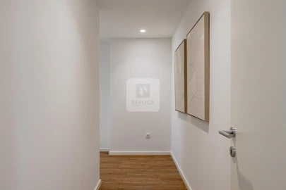 Apartamento T4 para Venda em Mafamude e Vilar do Paraíso