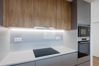 Apartamento T4 para Venda em Mafamude e Vilar do Paraíso