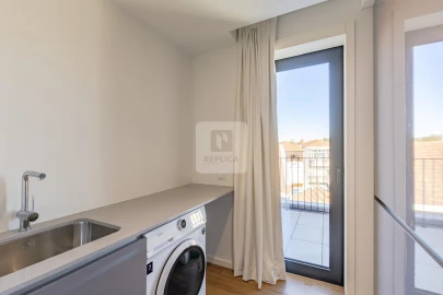 Apartamento T4 para Venda em Mafamude e Vilar do Paraíso