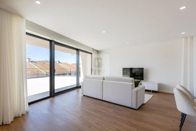 Apartamento T4 para Venda em Mafamude e Vilar do Paraíso