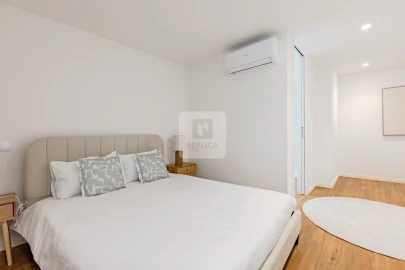 Apartamento T4 para Venda em Mafamude e Vilar do Paraíso