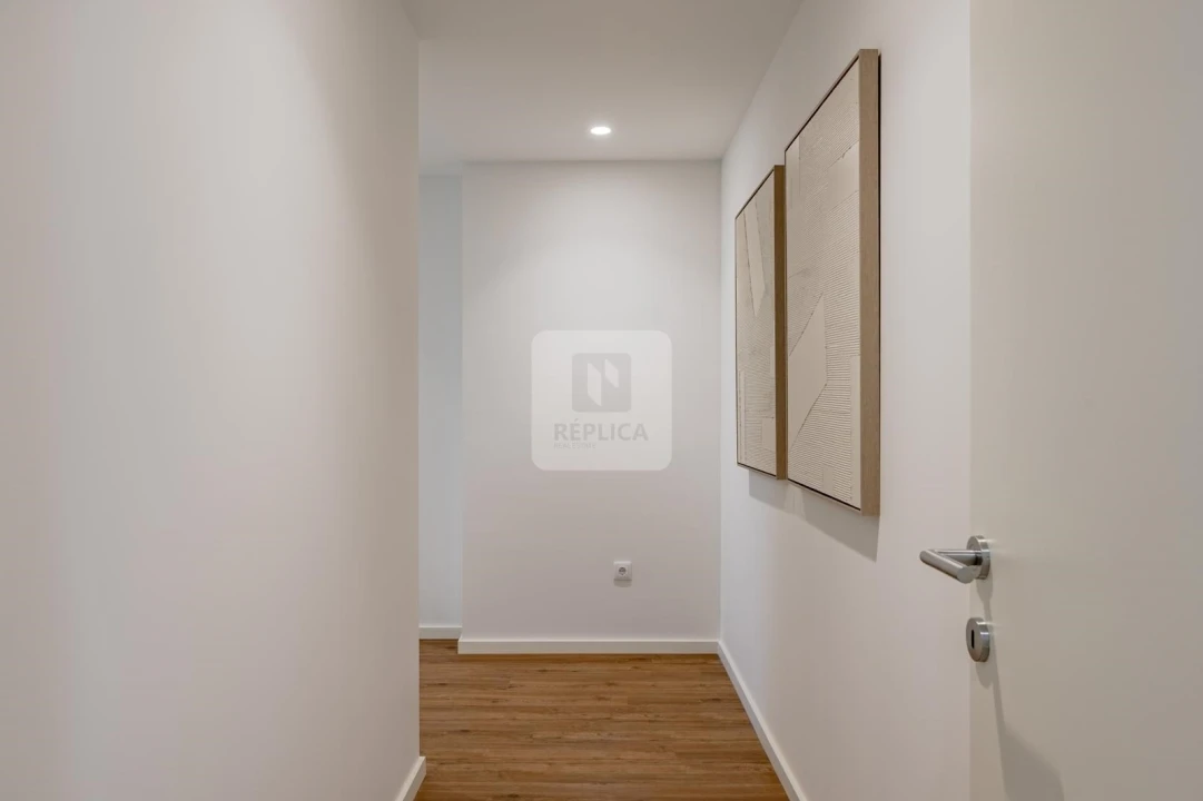 Apartamento T4 para Venda em Mafamude e Vilar do Paraíso Foto 29