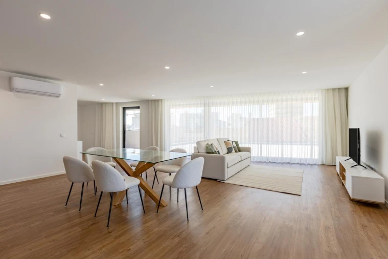 Apartamento T4 para Venda em Mafamude e Vilar do Paraíso Foto 19