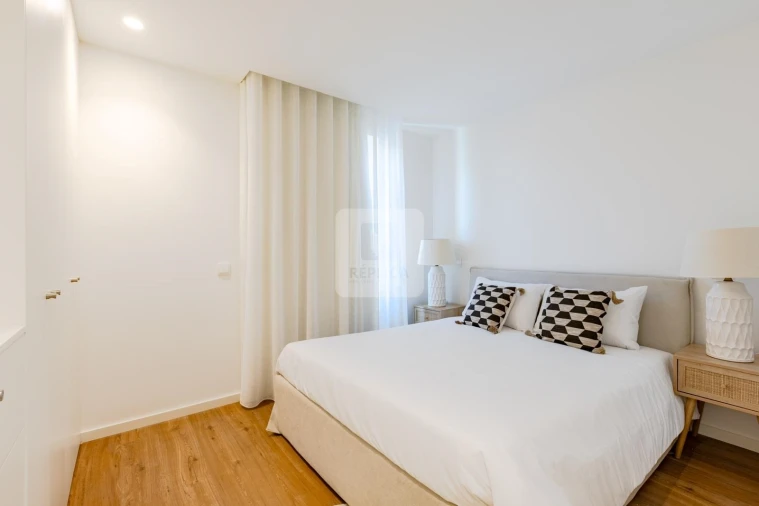 Apartamento T4 para Venda em Mafamude e Vilar do Paraíso Foto 27