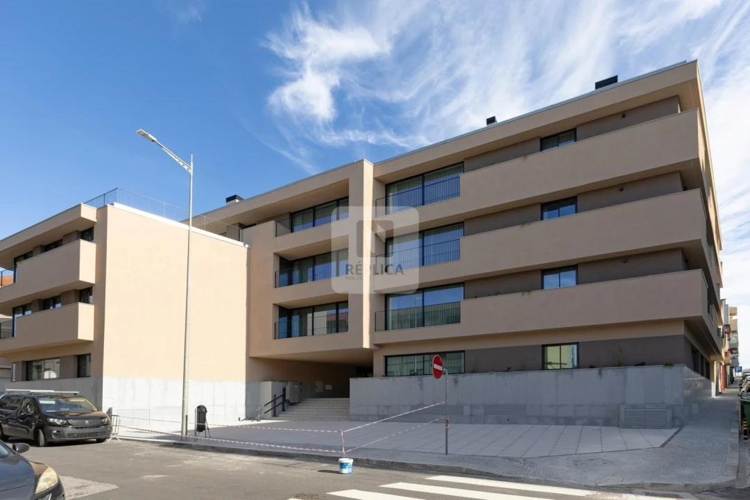 Apartamento T4 para Venda em Mafamude e Vilar do Paraíso Foto 43