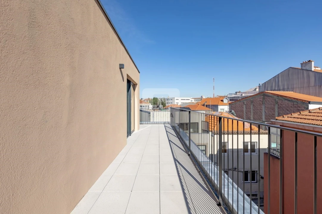 Apartamento T4 para Venda em Mafamude e Vilar do Paraíso Foto 39