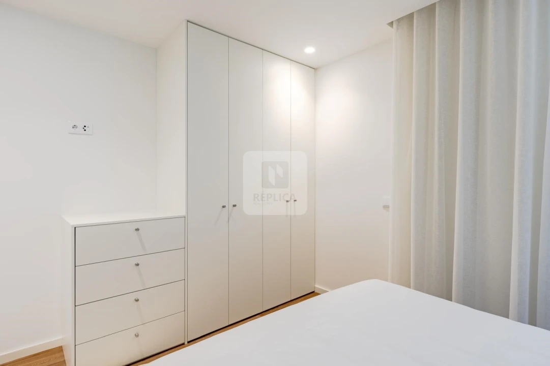 Apartamento T4 para Venda em Mafamude e Vilar do Paraíso Foto 10