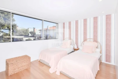 Moradia T4 para Venda em Aldoar, Foz do Douro e Nevogilde