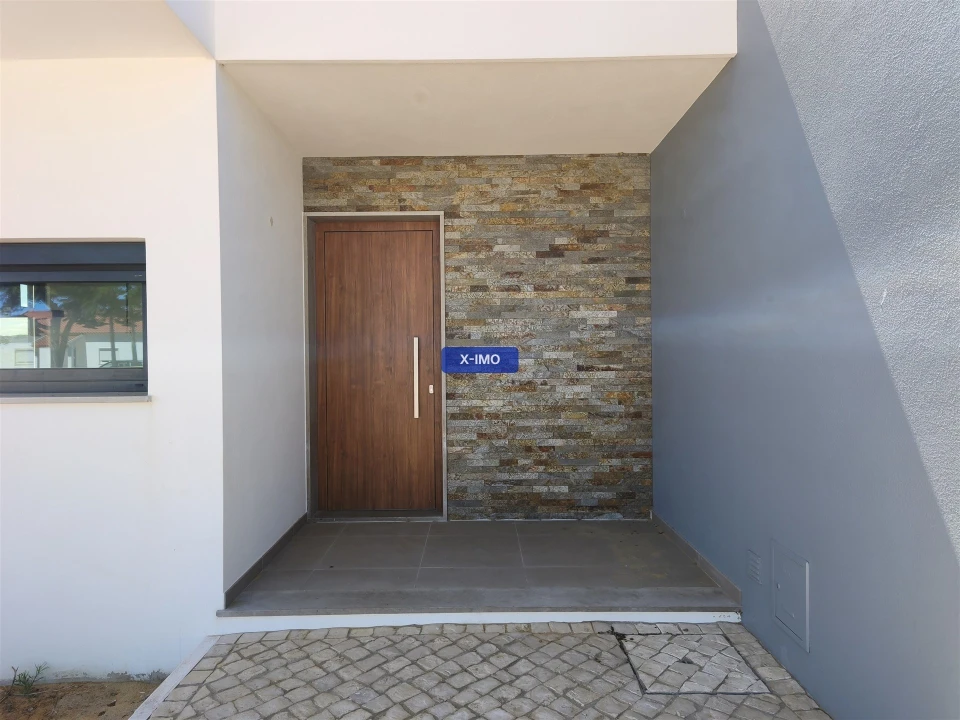 Moradia T4 para Venda em São João das Lampas e Terrugem Foto 2