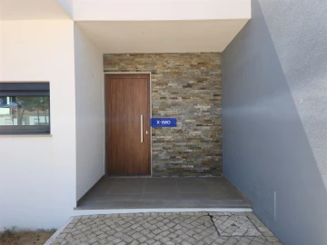 Moradia T4 para Venda em São João das Lampas e Terrugem