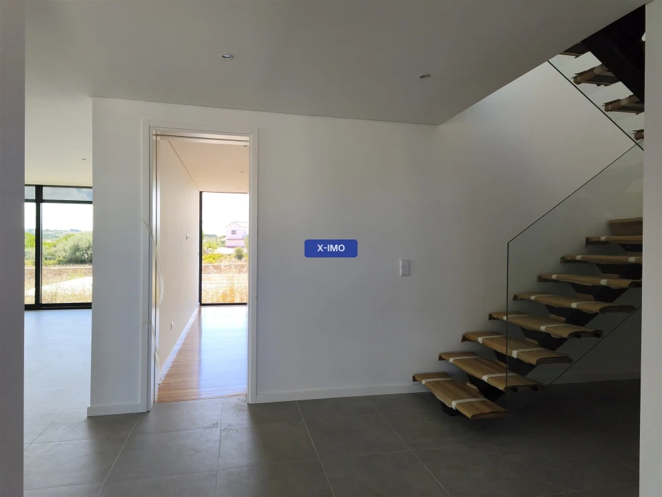 Moradia T4 para Venda em São João das Lampas e Terrugem Foto 3