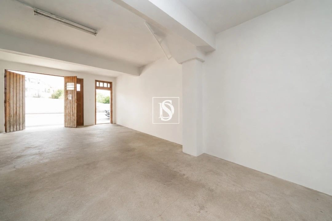 Garagem para Venda em Cedofeita, Santo Ildefonso, Sé, Miragaia, São Nicolau e Vitória Foto 4