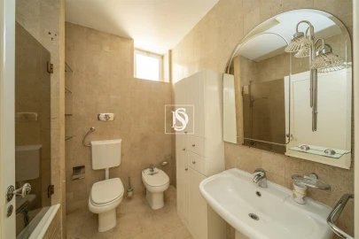 Apartamento T6 para Venda em Póvoa de Varzim, Beiriz e Argivai