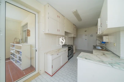 Apartamento T6 para Venda em Póvoa de Varzim, Beiriz e Argivai