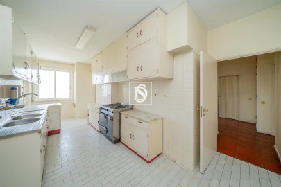 Apartamento T6 para Venda em Póvoa de Varzim, Beiriz e Argivai