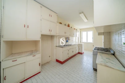 Apartamento T6 para Venda em Póvoa de Varzim, Beiriz e Argivai