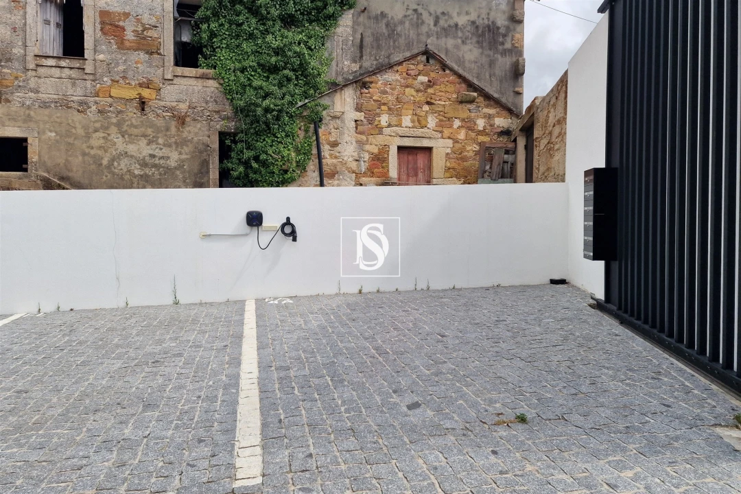 Apartamento T2 para Venda em Alfena Foto 28