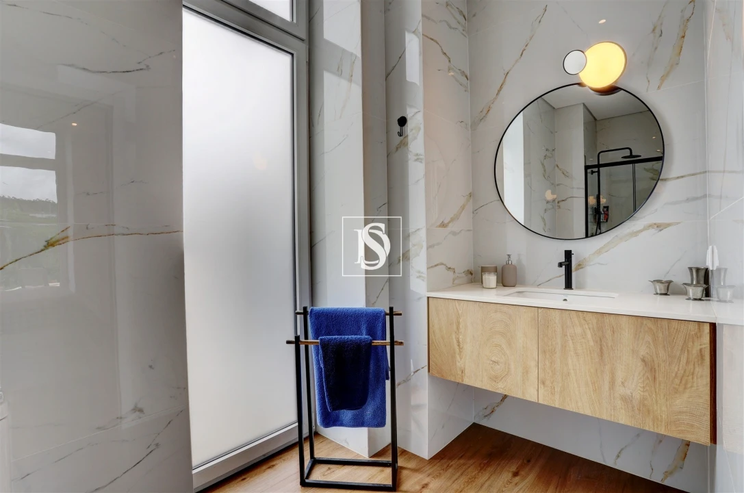 Apartamento T2 para Venda em Alfena Foto 20