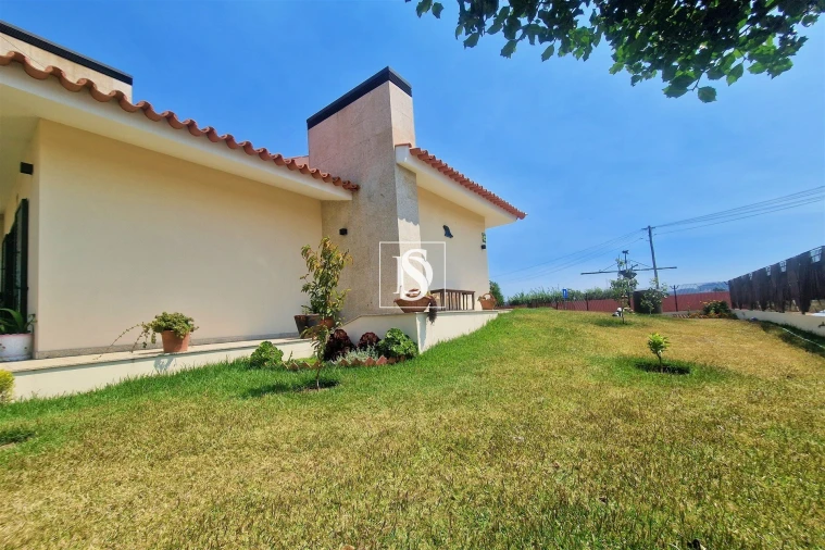 Moradia T5 para Venda em Aver-O-Mar, Amorim e Terroso Foto 40
