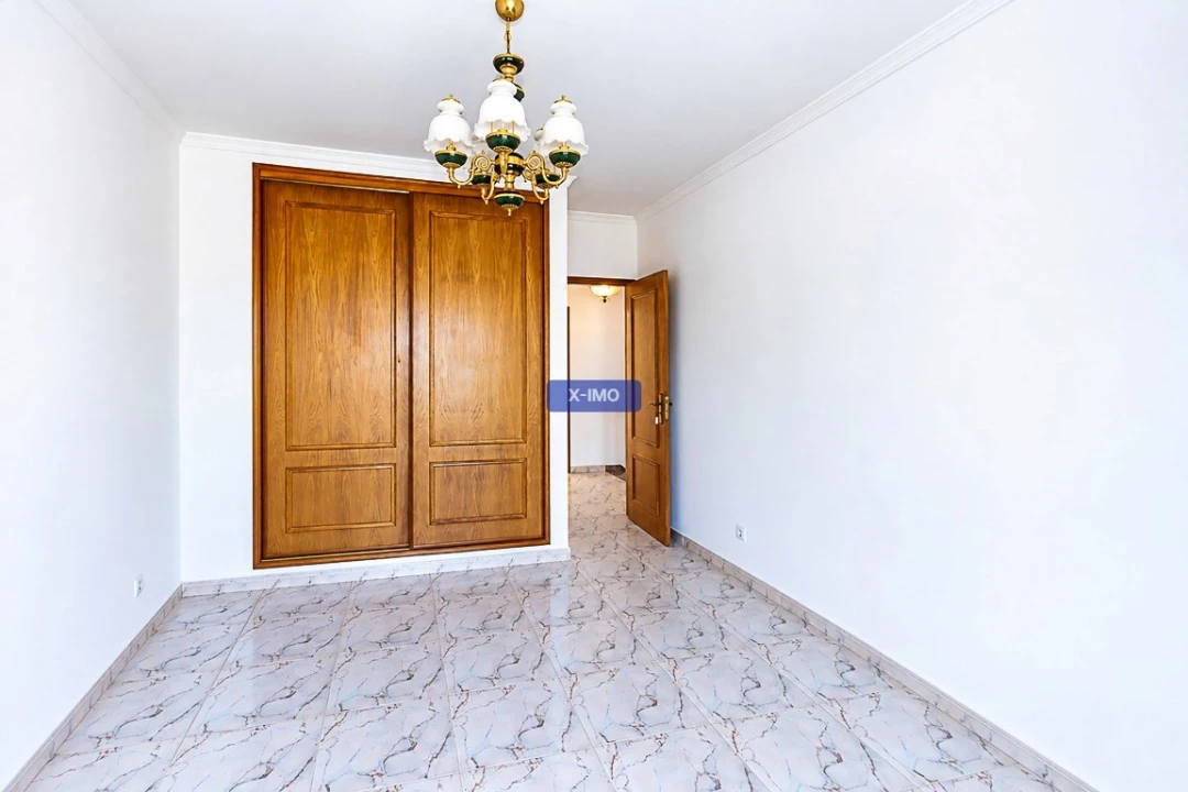 Moradia T3 para Venda em Vila Nova de Cacela Foto 18