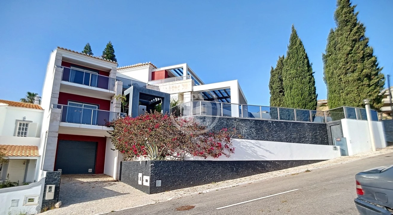Moradia T4 para Venda em Albufeira e Olhos de Água Foto 6