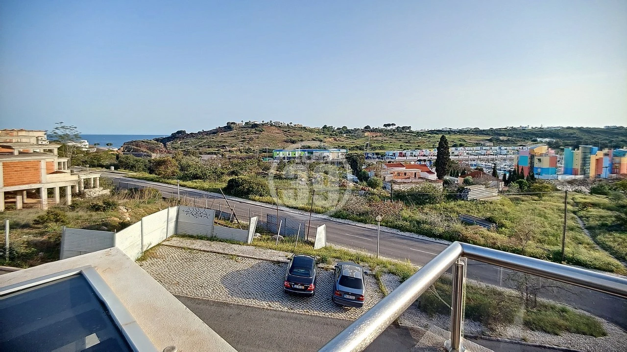 Moradia T4 para Venda em Albufeira e Olhos de Água Foto 17