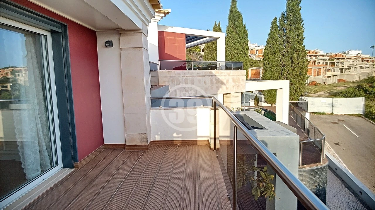Moradia T4 para Venda em Albufeira e Olhos de Água Foto 22