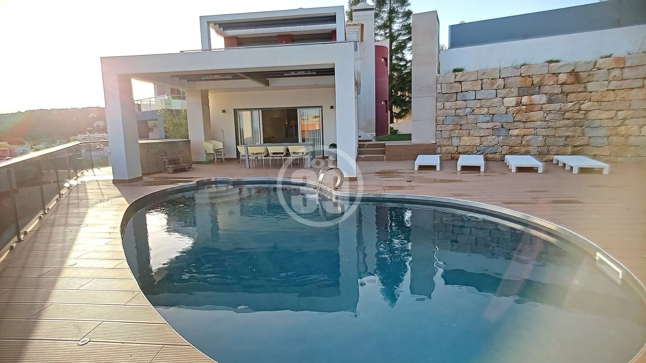Moradia T4 para Venda em Albufeira e Olhos de Água Foto 27