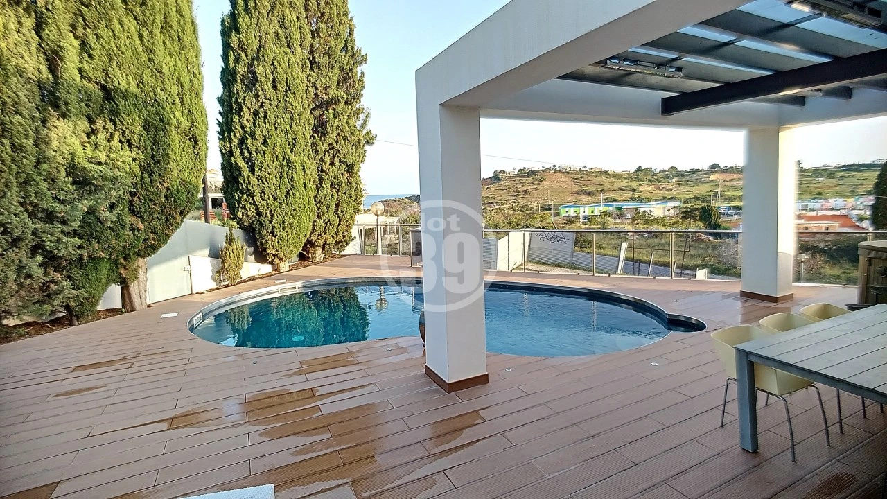 Moradia T4 para Venda em Albufeira e Olhos de Água Foto 29