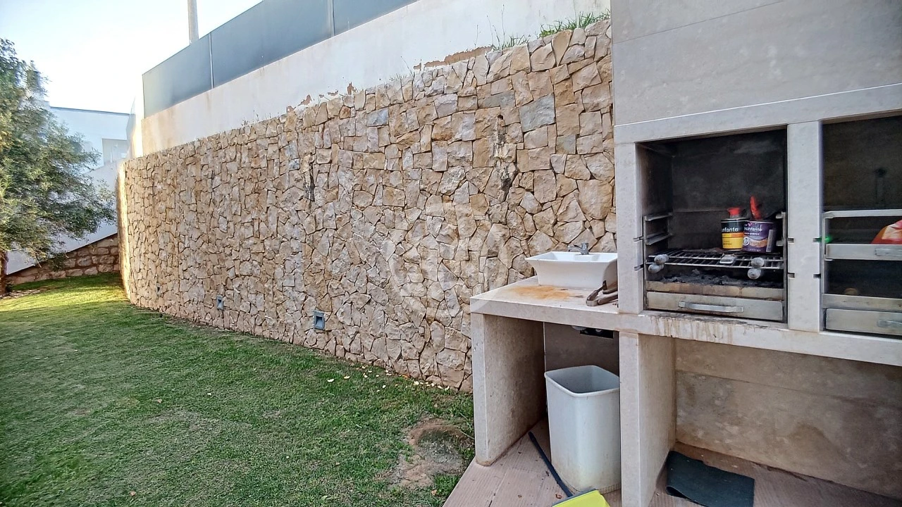 Moradia T4 para Venda em Albufeira e Olhos de Água Foto 36