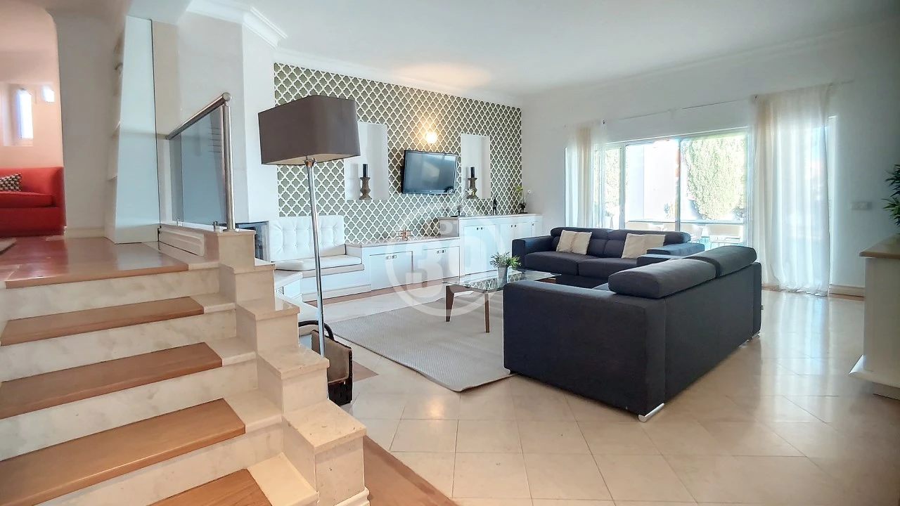 Moradia T4 para Venda em Albufeira e Olhos de Água Foto 63