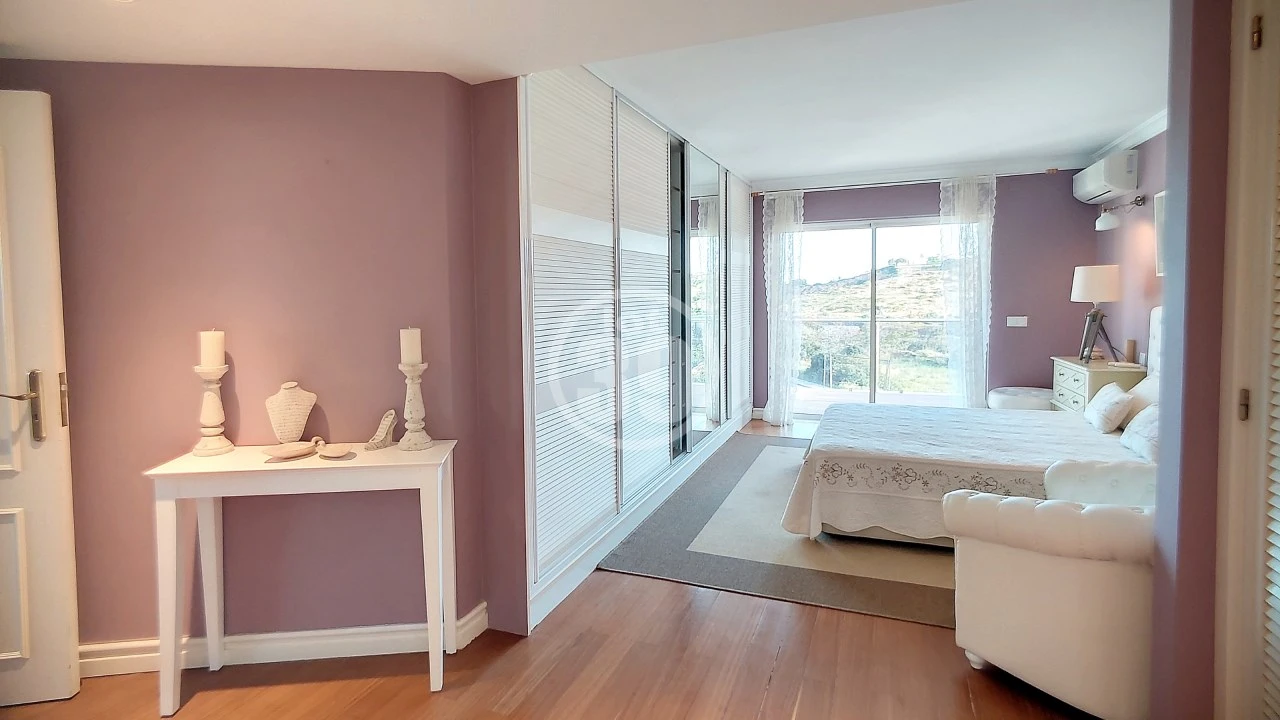 Moradia T4 para Venda em Albufeira e Olhos de Água Foto 110