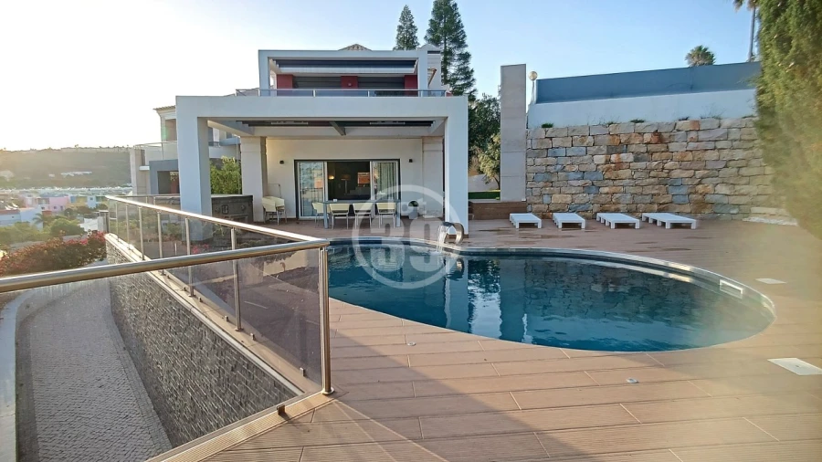 Moradia T4 para Venda em Albufeira e Olhos de Água Foto 26