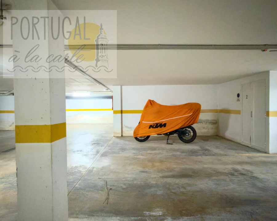 Garagem para Venda em Olhão Foto 4