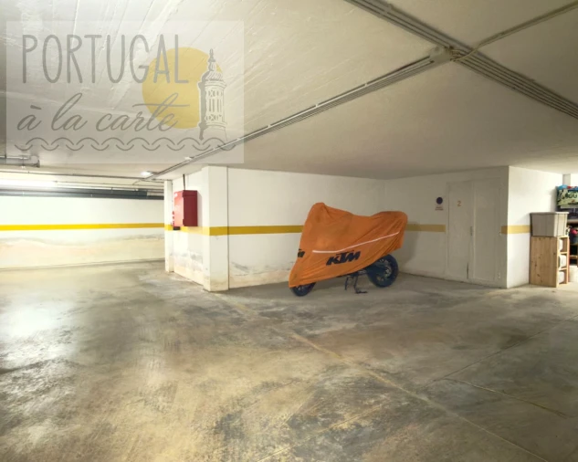 Garagem para Venda em Olhão Foto 3