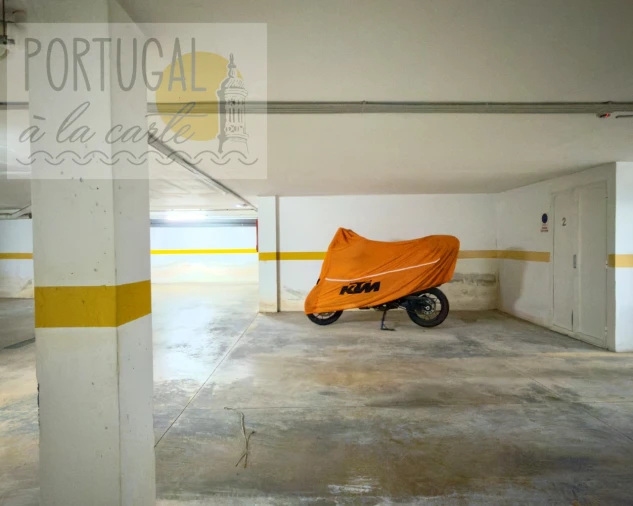 Garagem para Venda em Olhão Foto 4