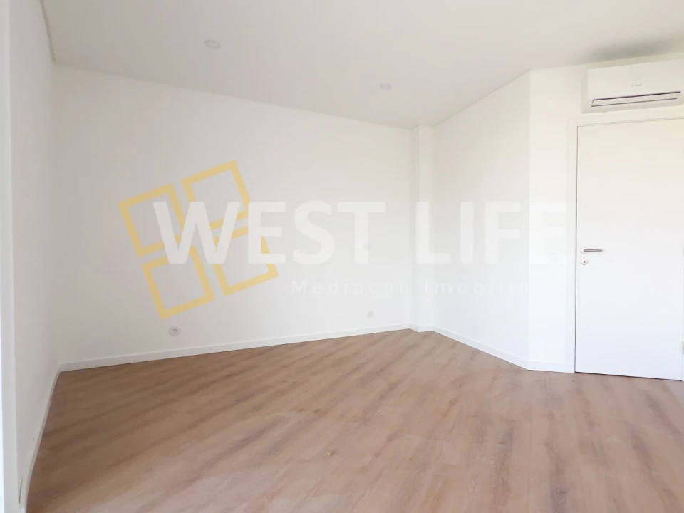 Apartamento T3 para Venda em A dos Cunhados e Maceira Foto 22