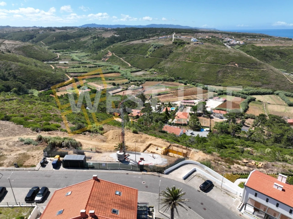 Moradia T3 para Venda em Carvoeira Foto 19