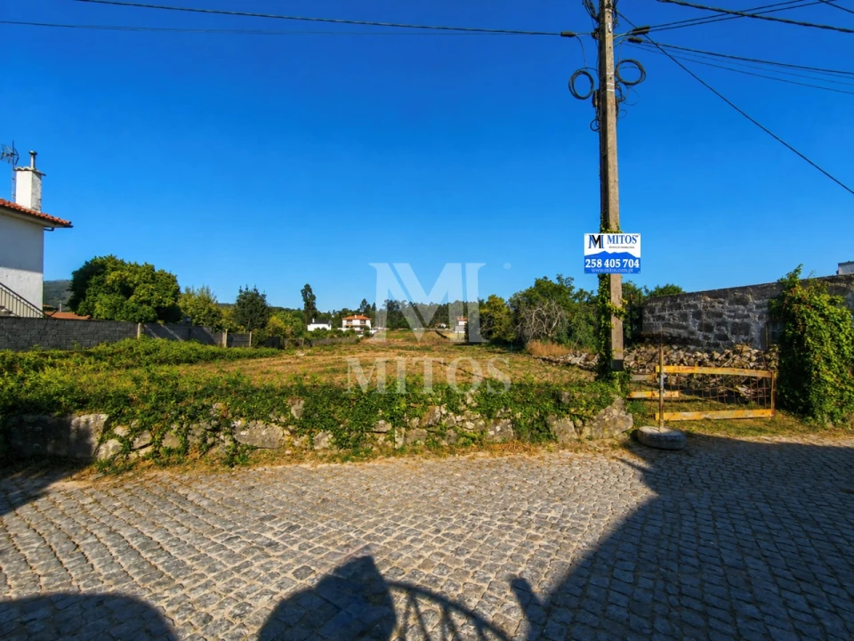 Terreno para Venda em Vila de Punhe Foto 1