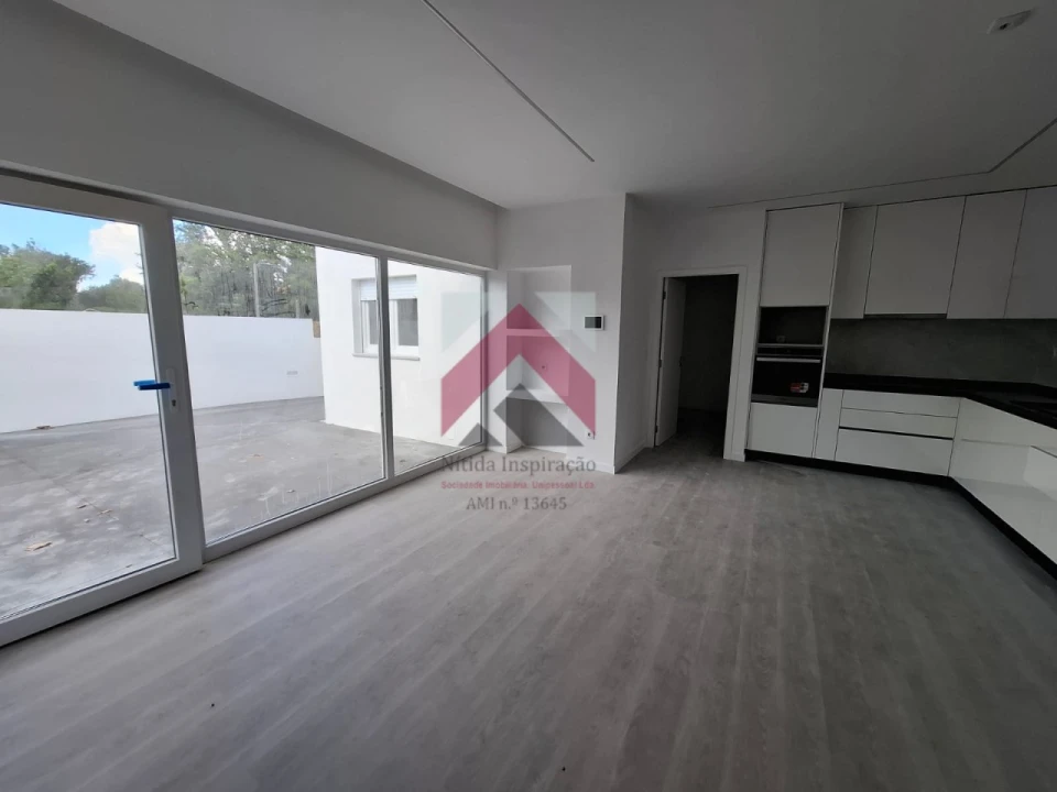 Moradia T4 para Venda em Santo Andre de Vagos Foto 3